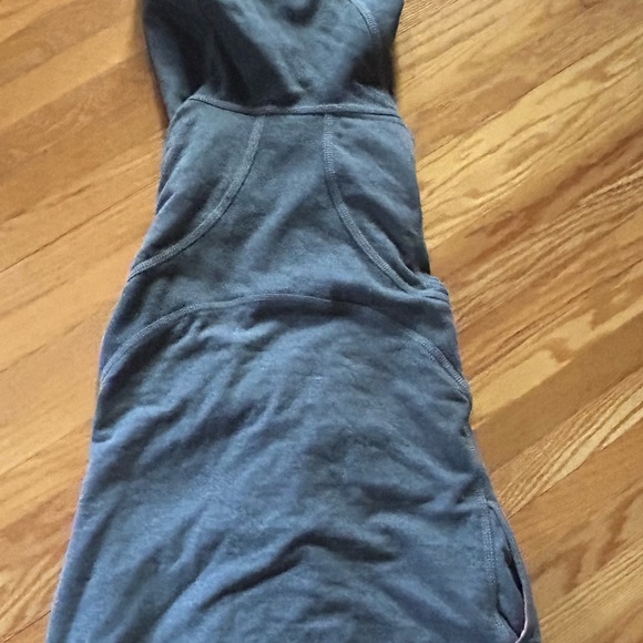 Lululemon Athletica Charcoal Knit Sweater - Picture 3 of 4